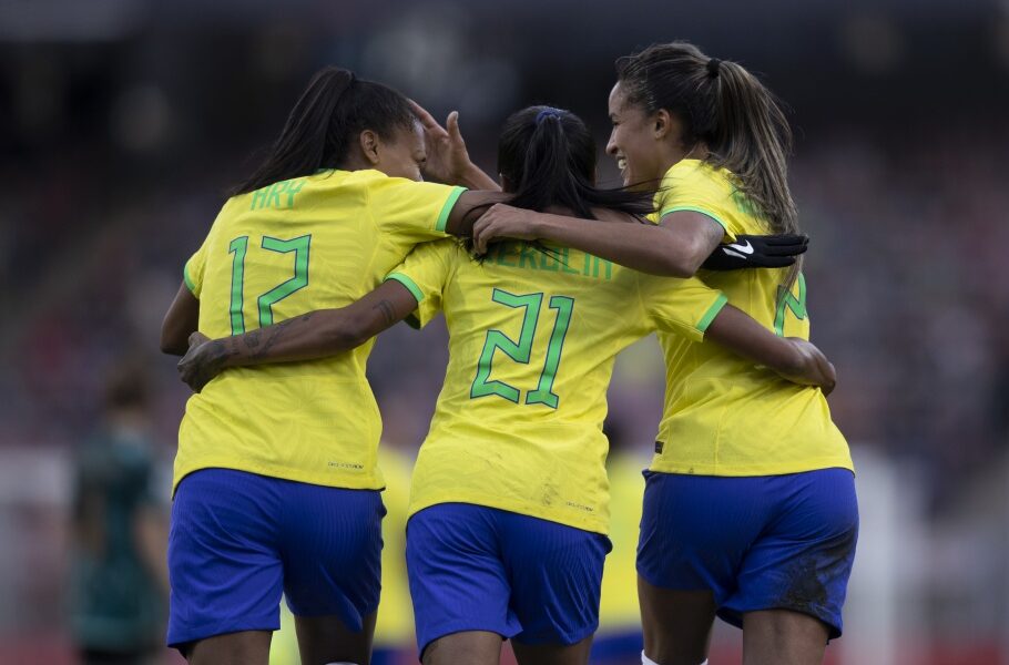 A oito dias do Mundial, Seleção Feminina ajusta detalhes para estreia