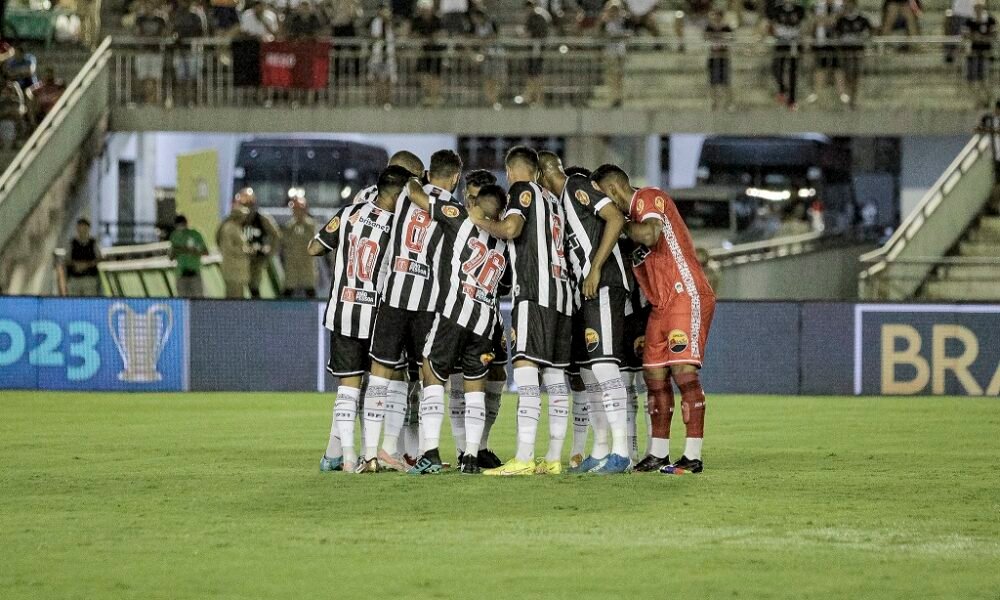 Botafogo-PB divulga preços dos ingressos e torcida protesta por promoções