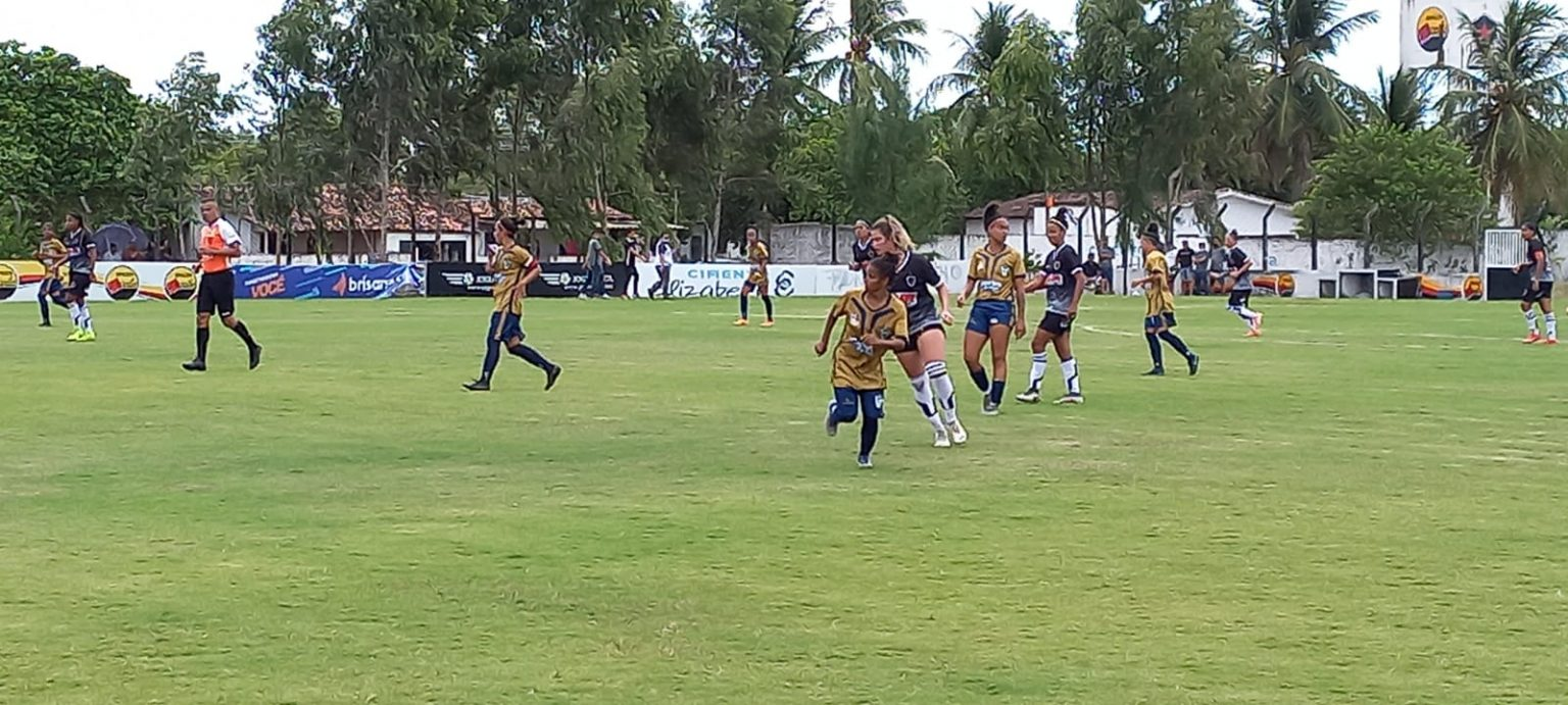 Campeonato Paraibano de futebol feminino tem jogo decisivo