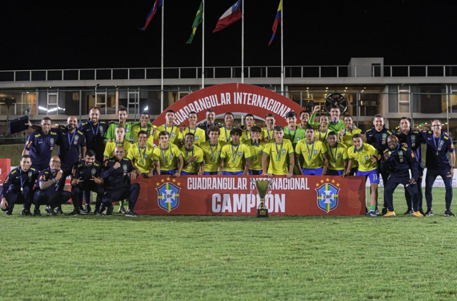 Seleção Brasileira Sub-15 é campeã do Quadrangular Internacional